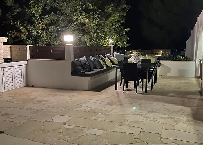 Villa The Belvedere Lachi