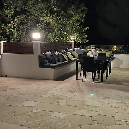 Villa The Belvedere Lachi